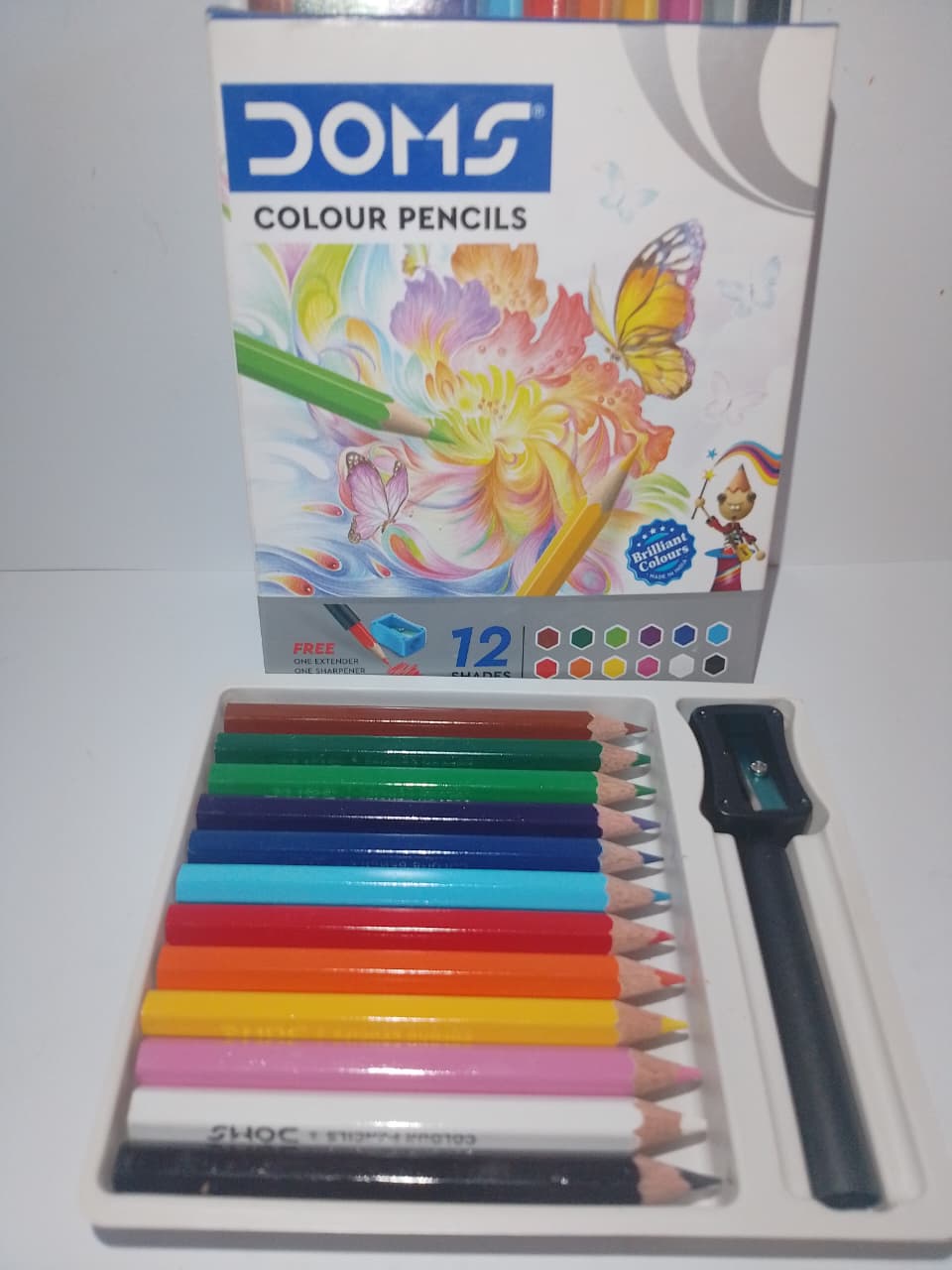 DOMS COLOUR PENCILS